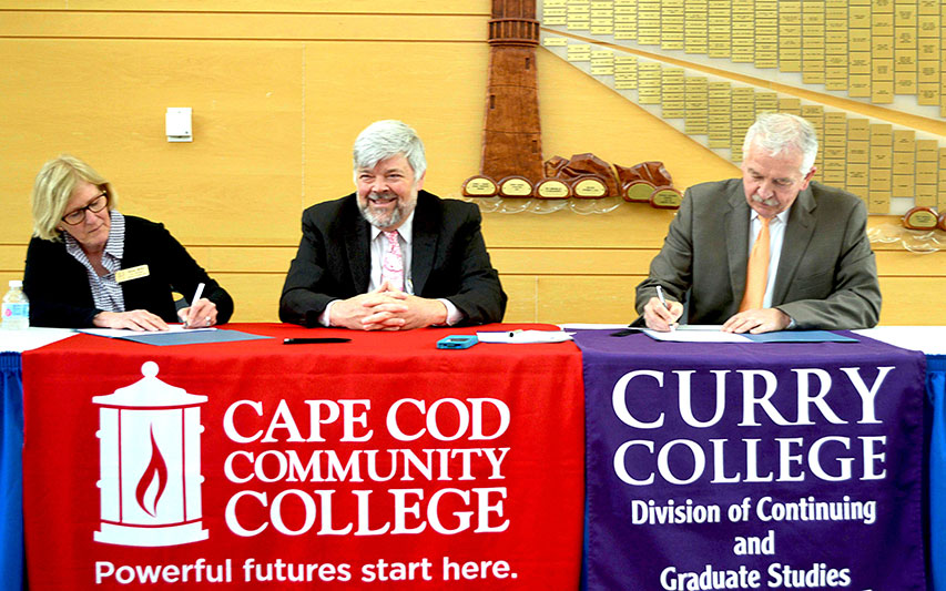 Curry College and Cape Cod Community College Sign Transfer Agreement